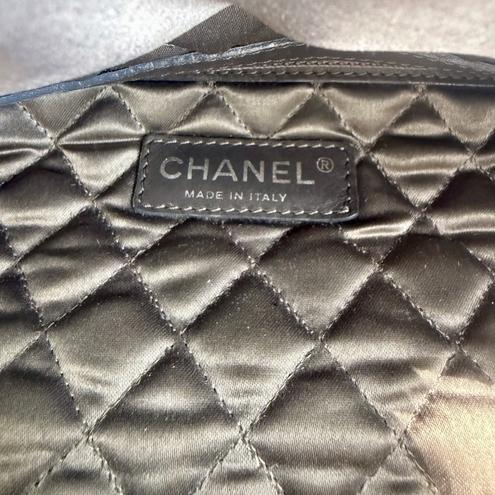 Vintage Chanel Le Marais Bowler Bag Distressed Quilted Lambskin Luxury Purse Y2K - Picture 9 of 16